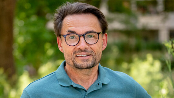 Portraitfoto von Christian Eder