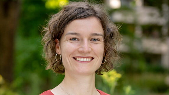 Portraitfoto von Hanja Pisa